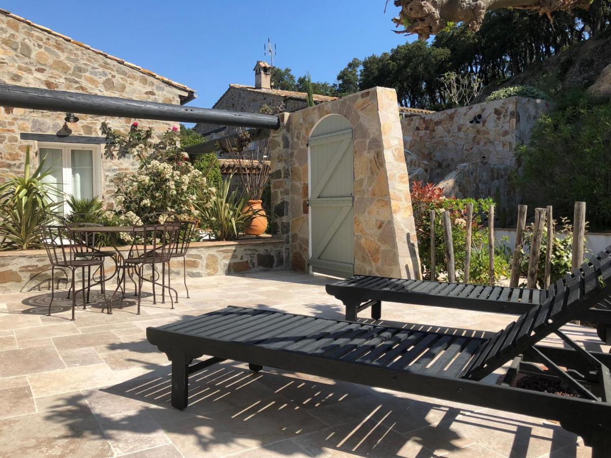 Bed and Breakfast Les Aurochs Grimaud Zewnętrze zdjęcie
