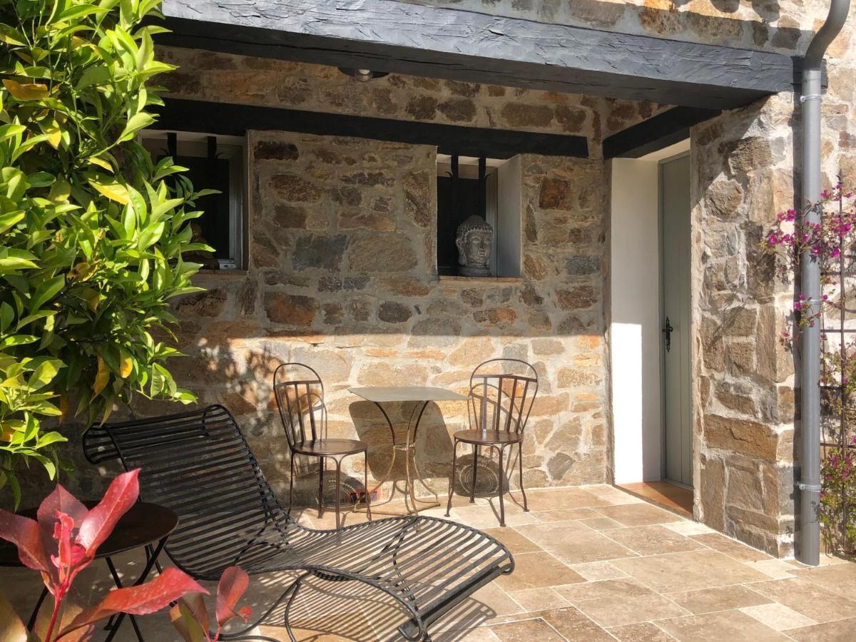 Bed and Breakfast Les Aurochs Grimaud Zewnętrze zdjęcie