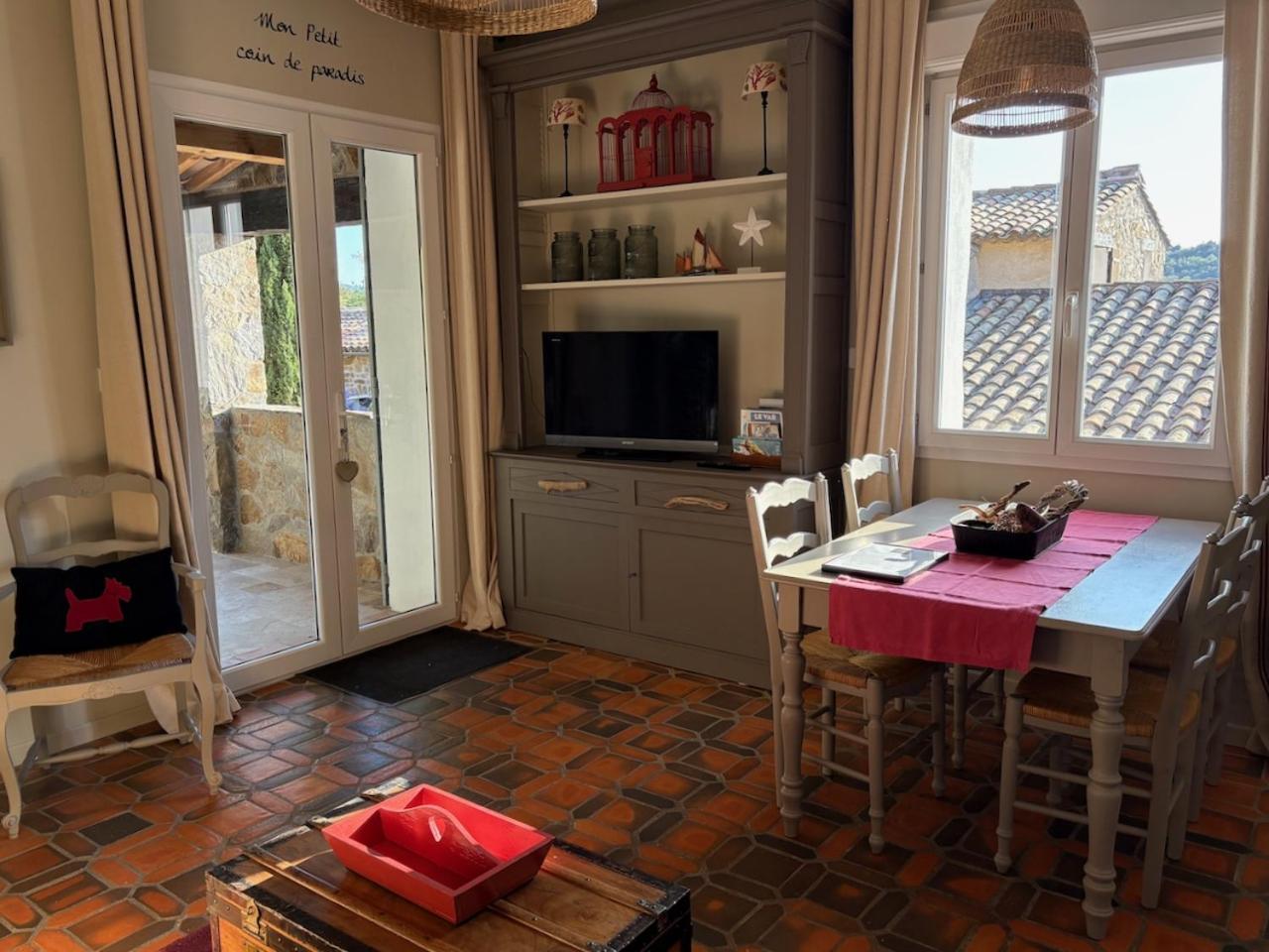 Bed and Breakfast Les Aurochs Grimaud Zewnętrze zdjęcie